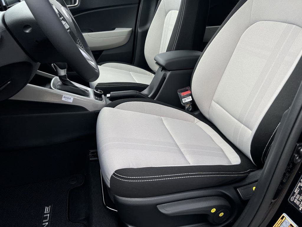 New 2026 Hyundai Venue SEL image 9
