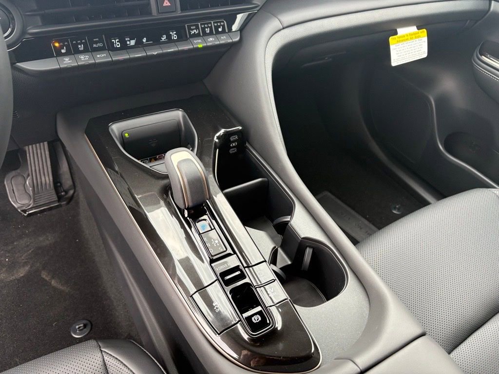 New 2026 Toyota Crown Signia image 15