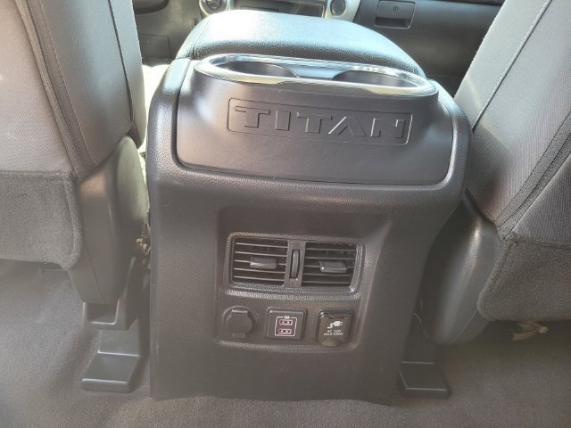 Used 2021 Nissan Titan SV w/ SV Convenience Package AWD/4WD image 17