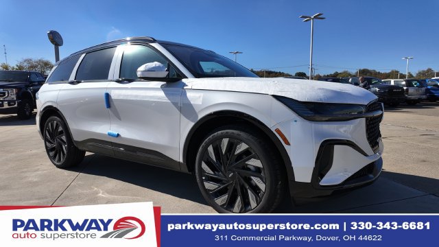 New 2026 Lincoln Nautilus Reserve AWD/4WD image 1