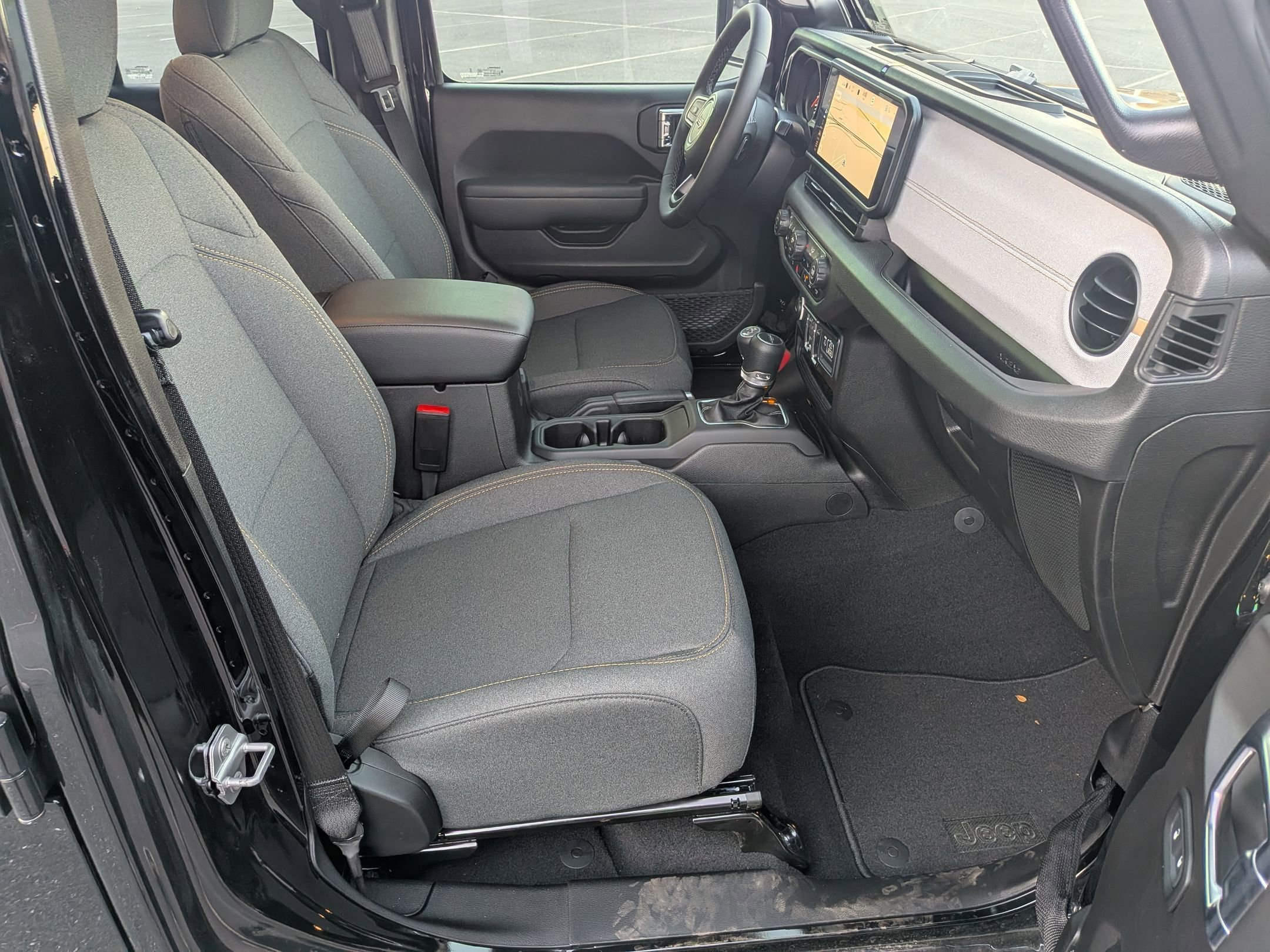 New 2025 Jeep Gladiator Sport image 30