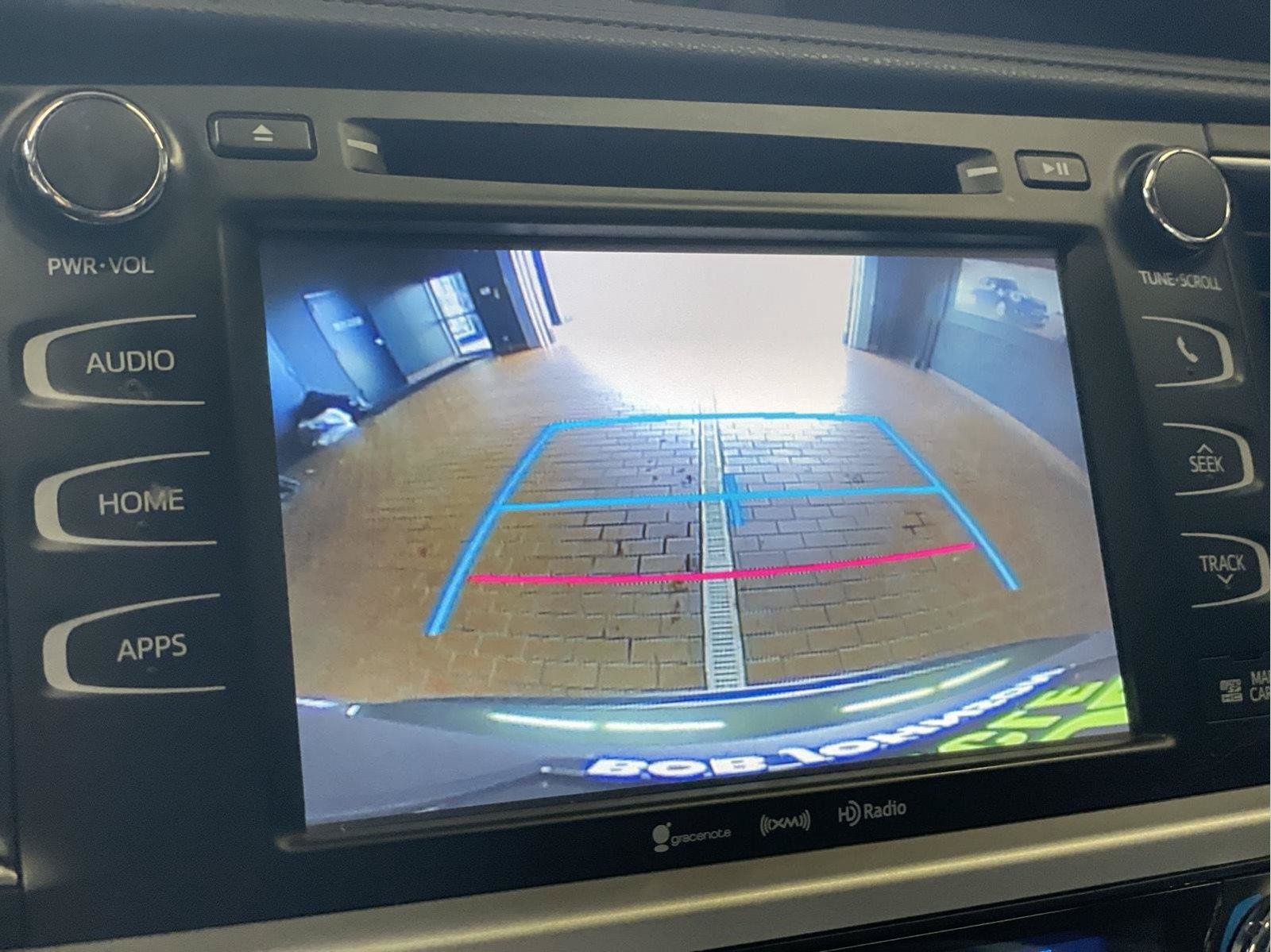 Used 2016 Toyota Highlander XLE AWD/4WD image 35