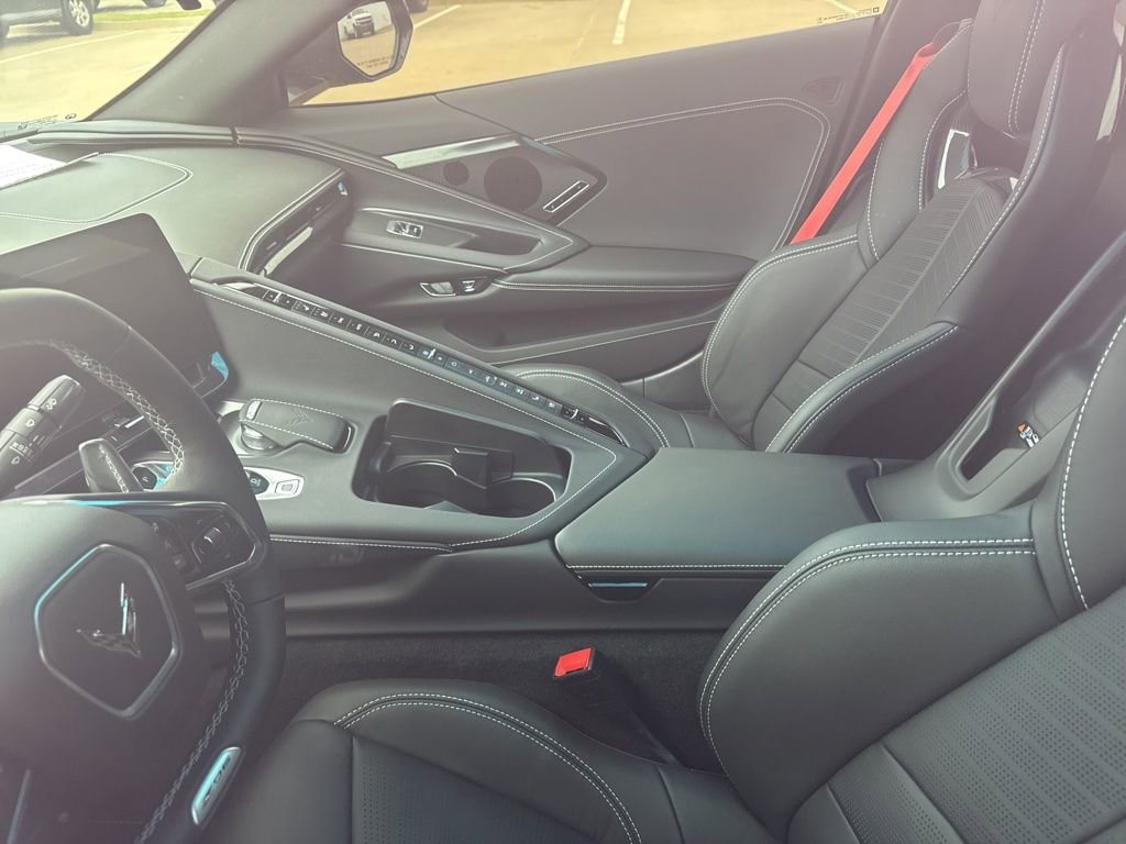 Used 2024 Chevrolet Corvette Z06 w/ Stealth Interior Trim Package RWD image 11