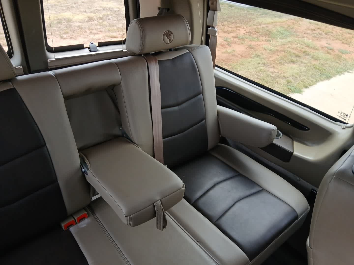 Used 2021 Chevrolet Express 2500 w/ Enhanced Convenience Package RWD image 83