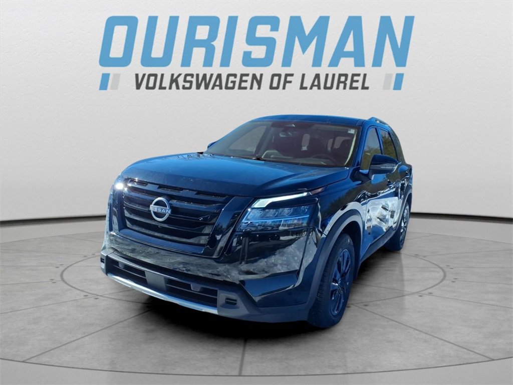 Used 2024 Nissan Pathfinder SL image 5