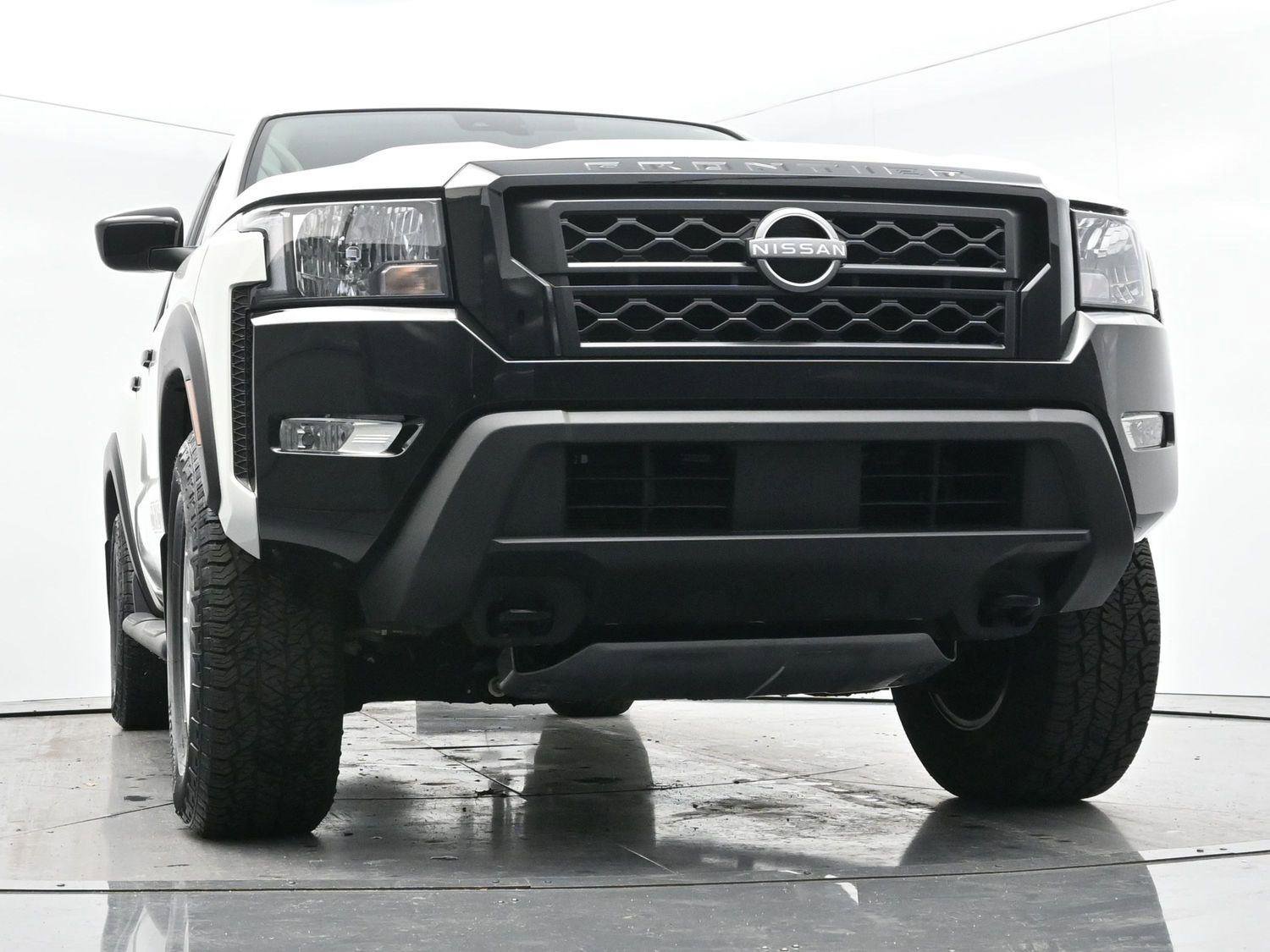 Used 2024 Nissan Frontier SV w/ Hardbody Edition image 41