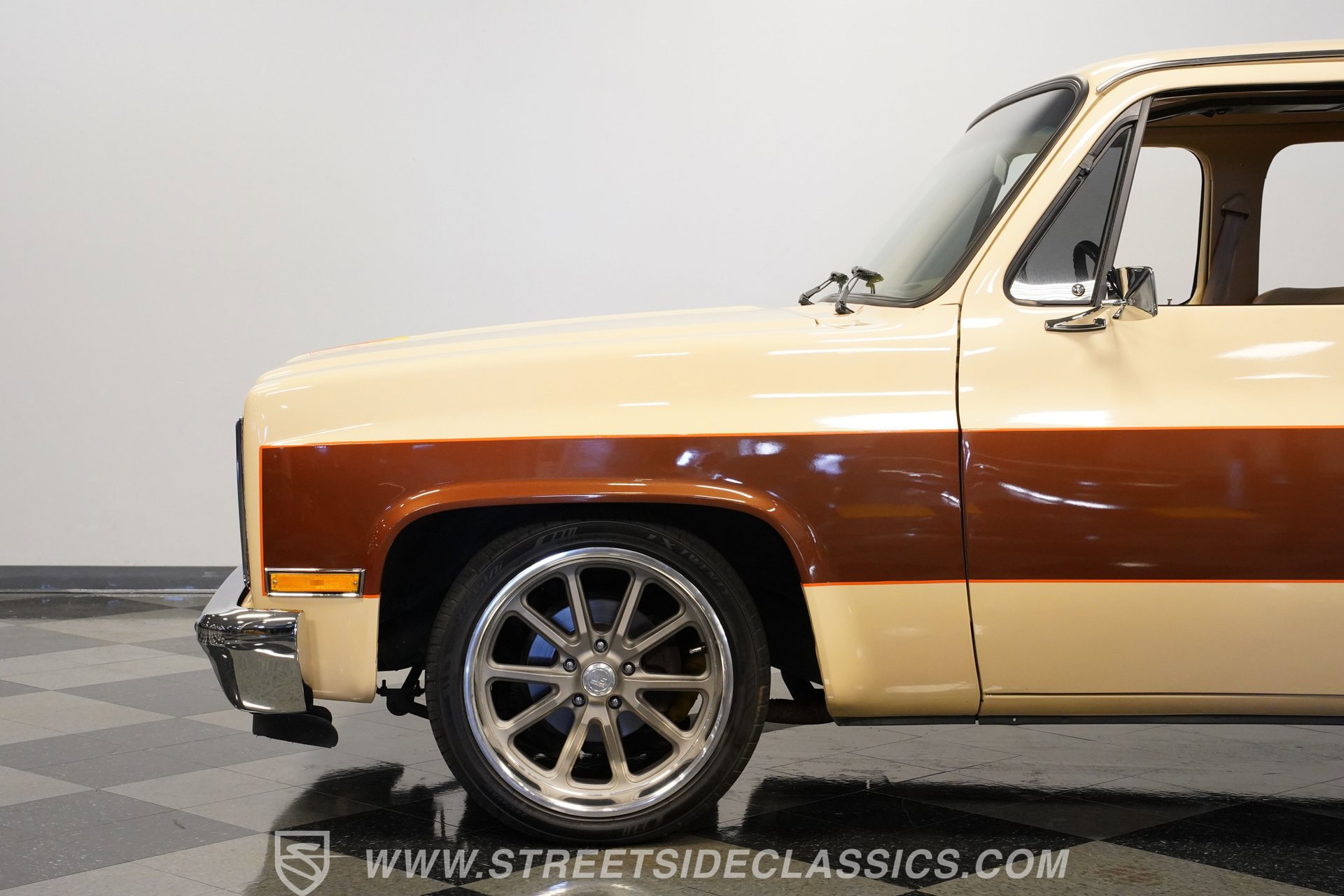 Used 1987 GMC Suburban 2WD image 23