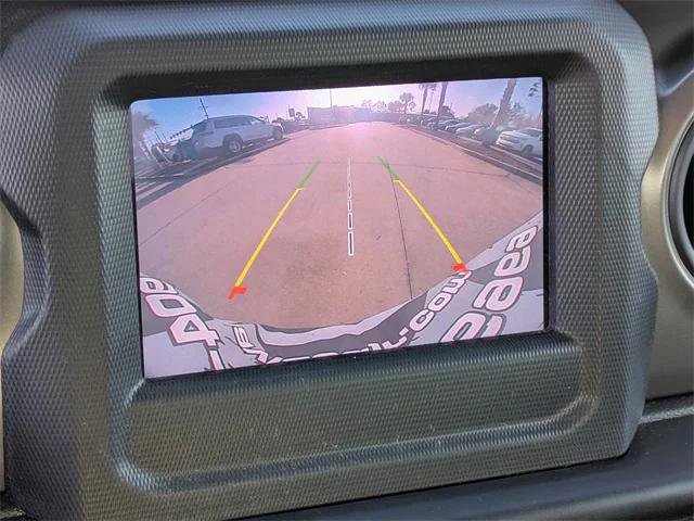 Certified 2022 Jeep Wrangler Willys image 20