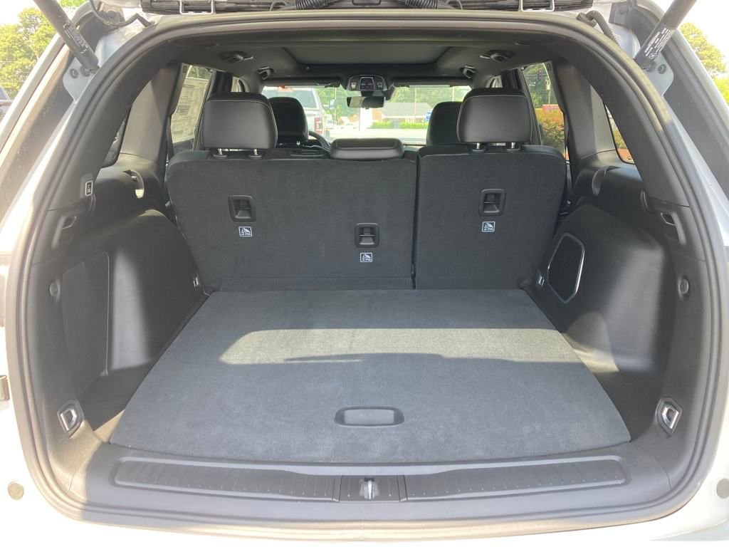 New 2024 Jeep Grand Cherokee Limited 4xe w/ Luxury Tech Group II image 14