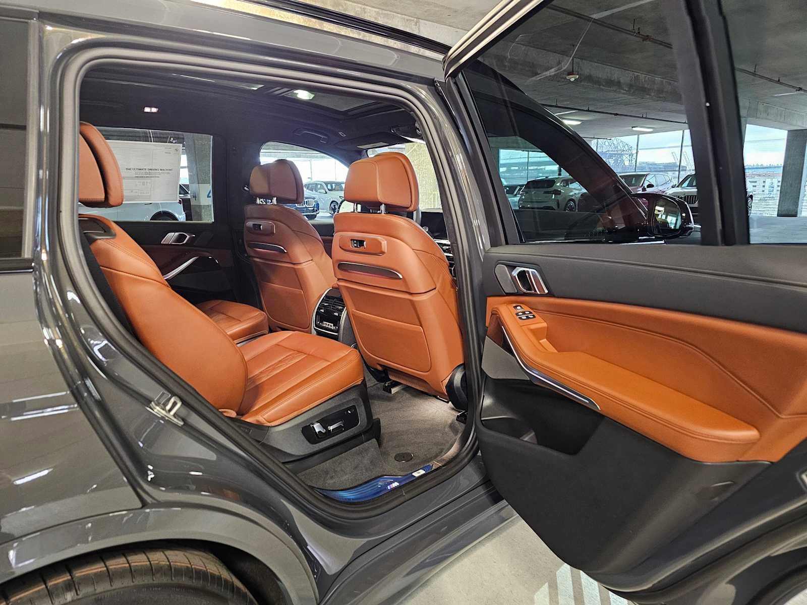 New 2026 BMW X7 M60i image 40