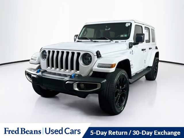 Used 2022 Jeep Wrangler Unlimited Sahara w/ Cold Weather Group AWD/4WD image 3