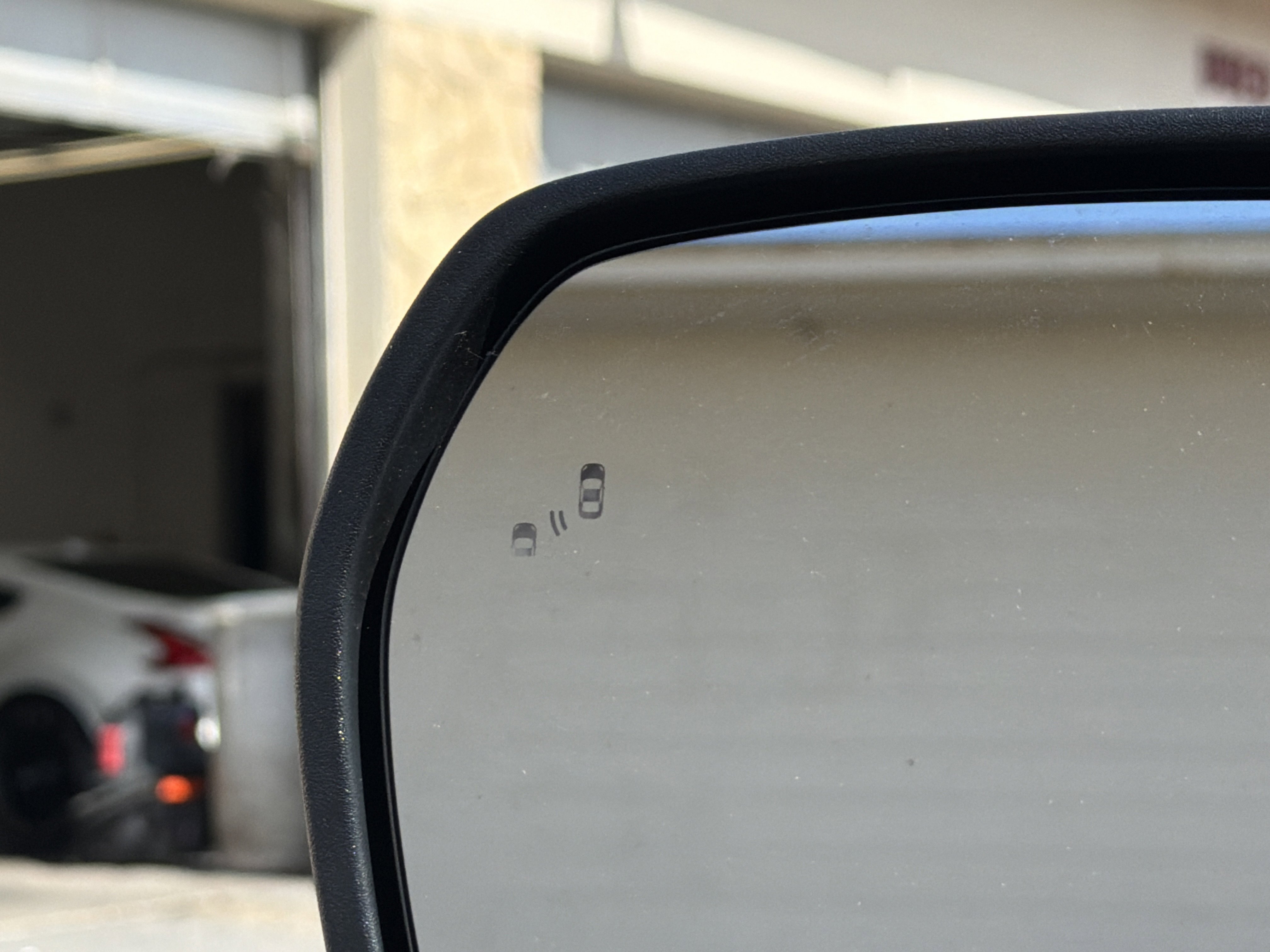 Used 2024 Ford Edge SEL AWD/4WD image 32