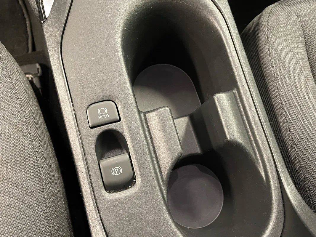 Used 2025 Toyota Corolla LE FWD image 12