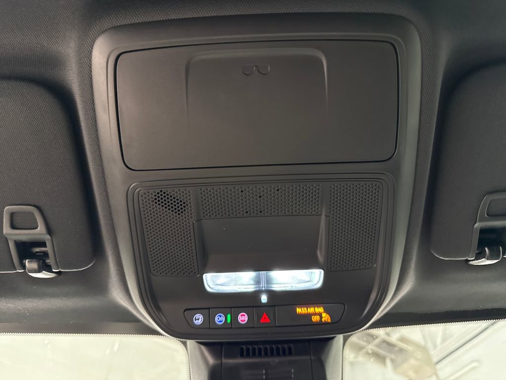 New 2026 Chevrolet Equinox LT w/ Convenience Package II FWD image 24