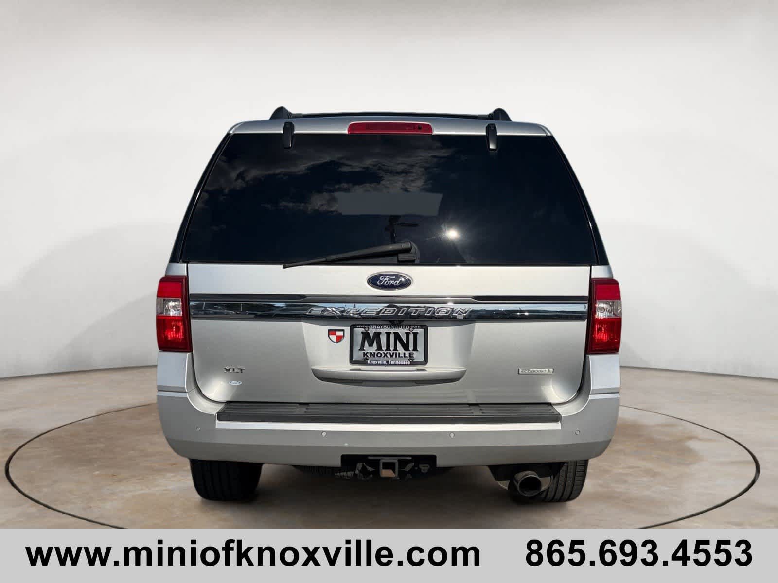 Used 2017 Ford Expedition XLT RWD image 4