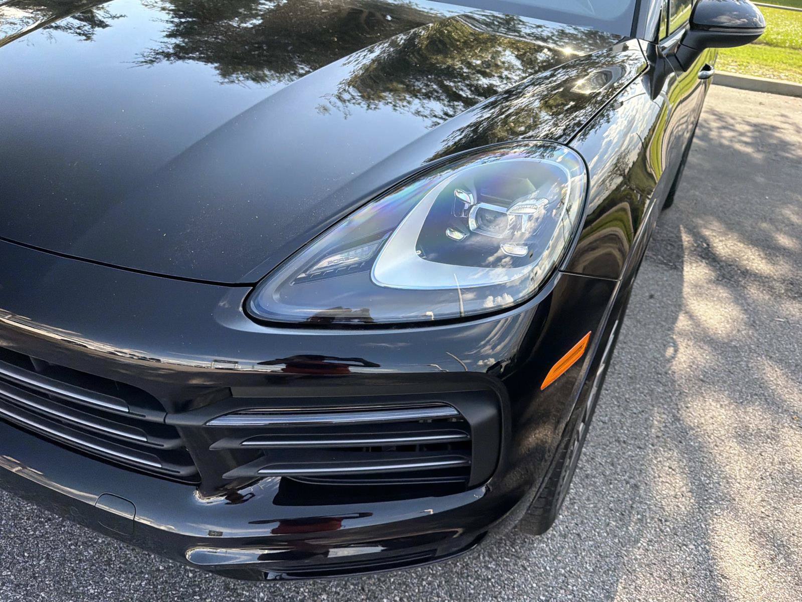 Used 2023 Porsche Cayenne Platinum Edition AWD/4WD image 9
