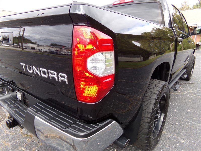 Used 2020 Toyota Tundra SR5 image 6