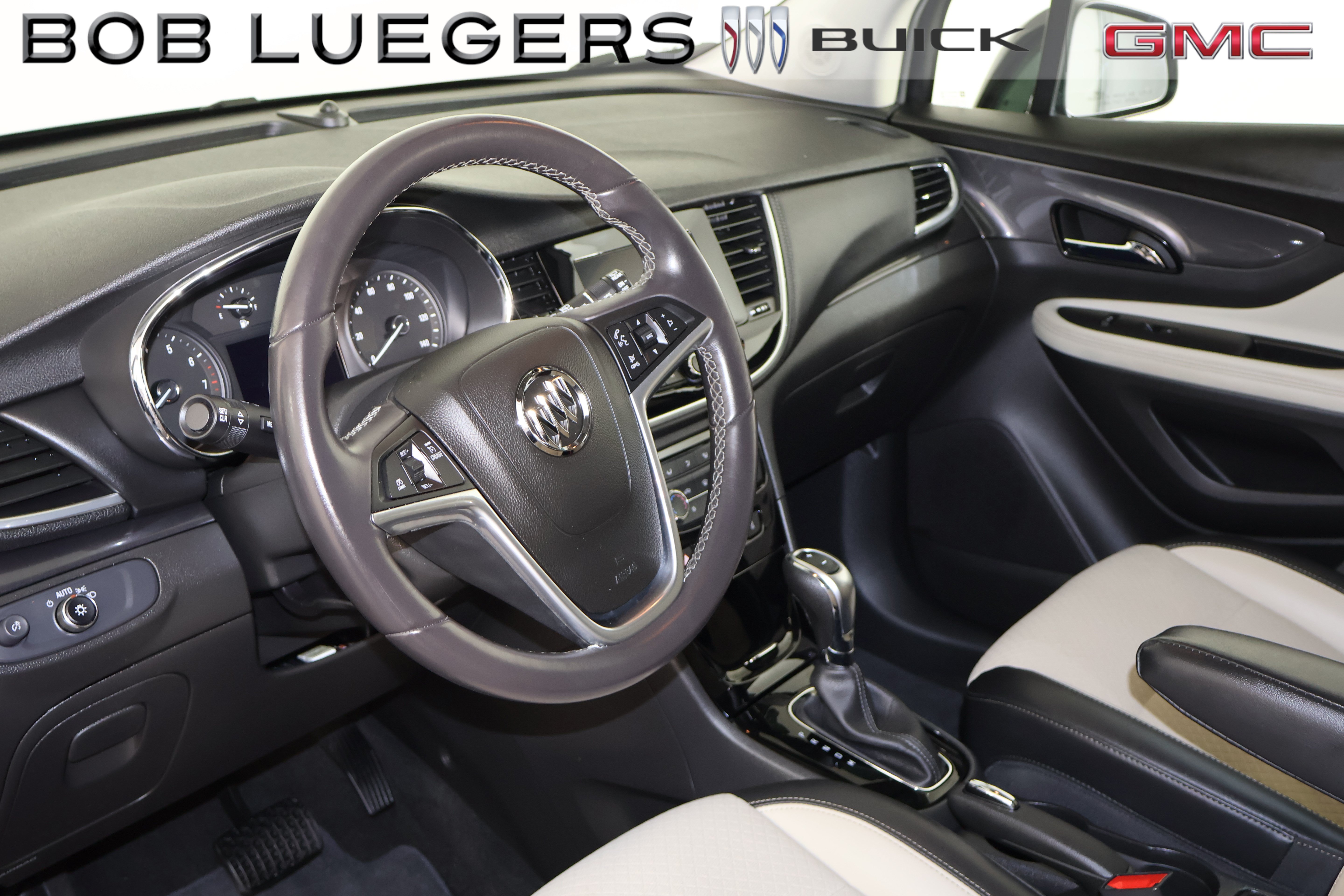 Certified 2022 Buick Encore Preferred w/ Safety Package AWD/4WD image 9