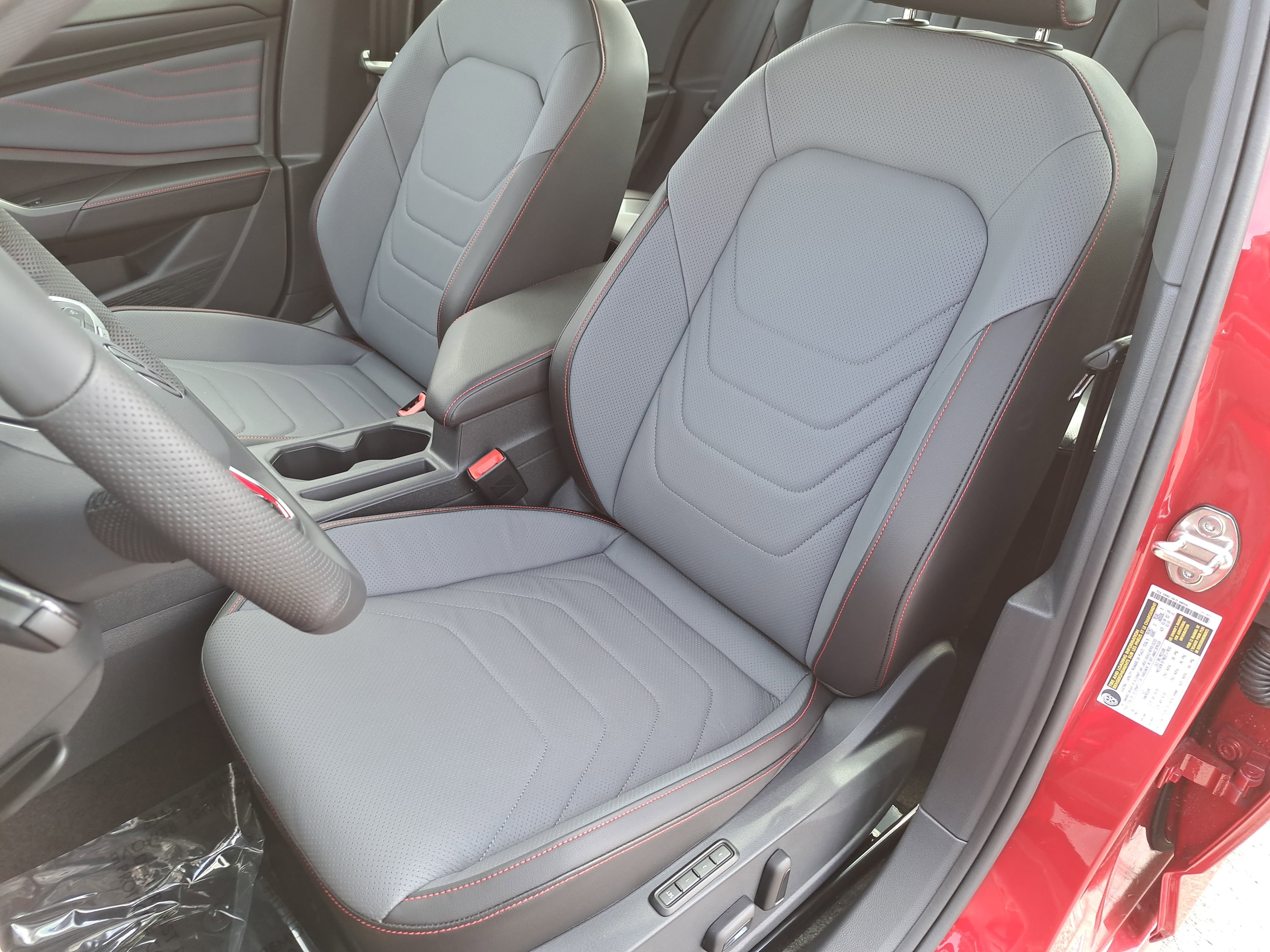 New 2026 Volkswagen Jetta GLI Autobahn FWD image 14