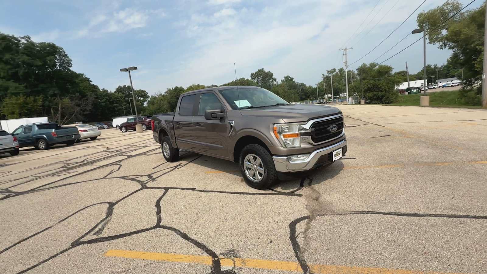 Used 2021 Ford F150 XLT AWD/4WD image 2