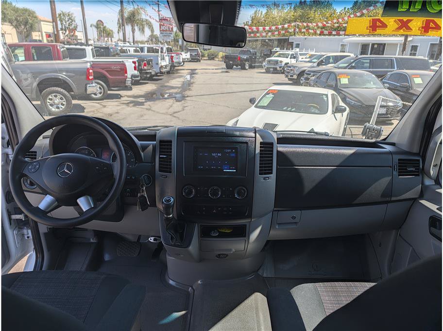 Used 2017 Mercedes-Benz Sprinter 2500 image 6