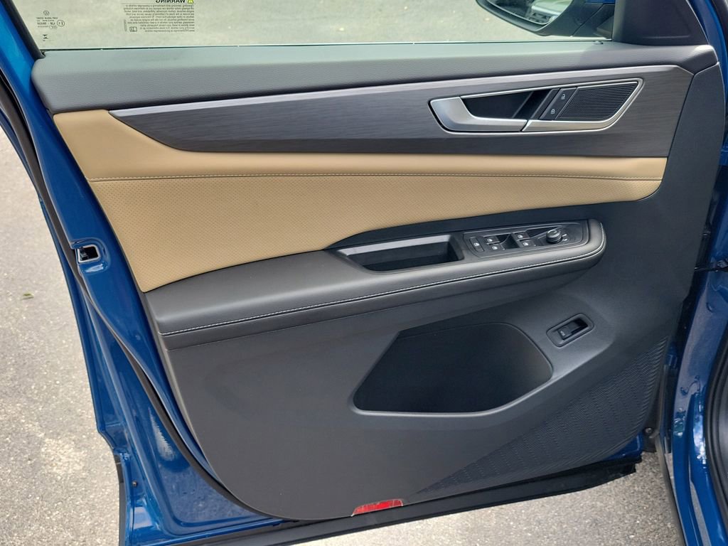 New 2026 Volkswagen Atlas Cross Sport SE image 13