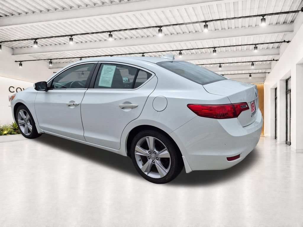 Used 2015 Acura ILX w/ Technology Package FWD image 8