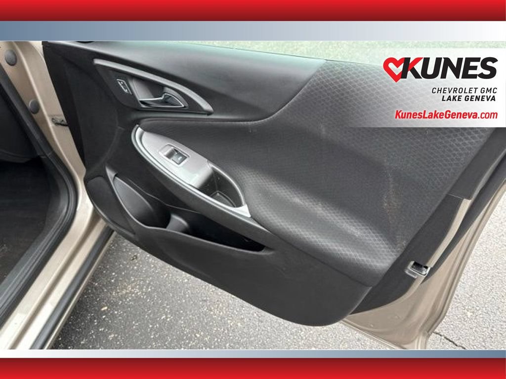Used 2025 Chevrolet Malibu LT FWD image 22