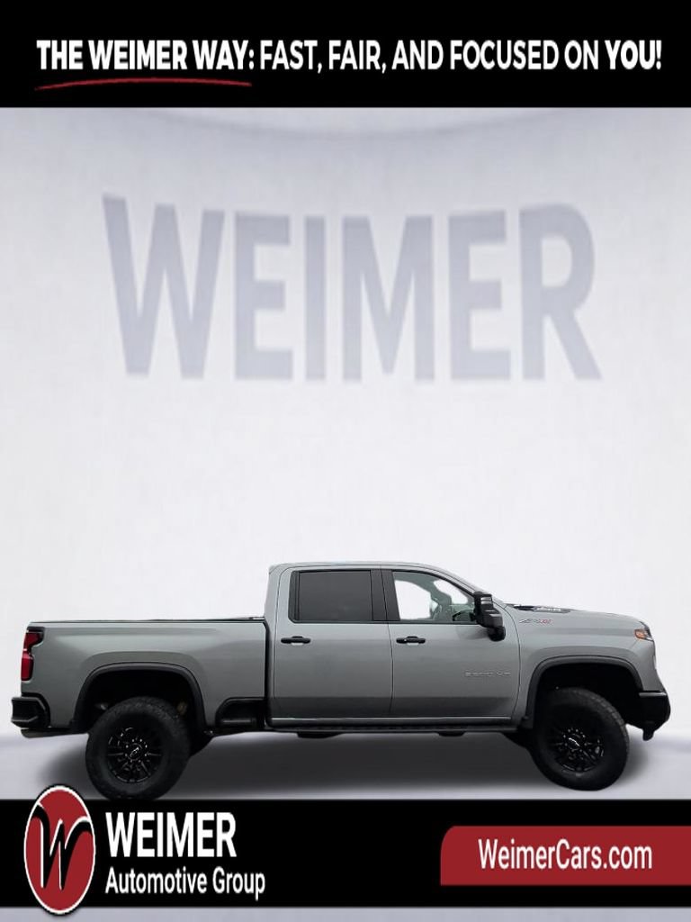 Used 2025 Chevrolet Silverado 2500 ZR2 AWD/4WD image 10