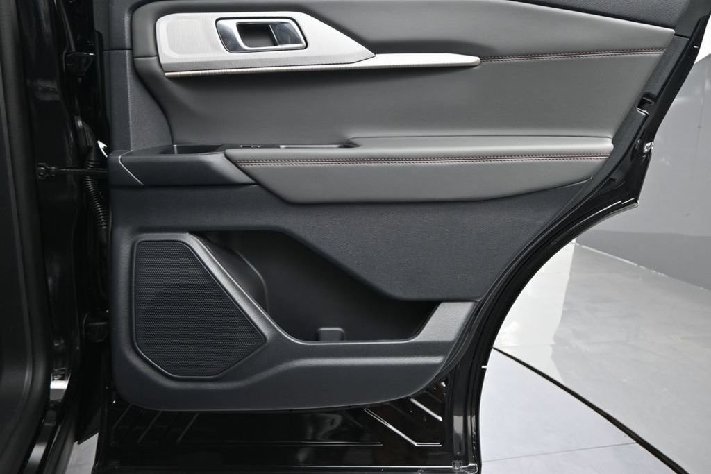 New 2025 Ford Explorer Active w/ Active Comfort Package AWD/4WD image 50