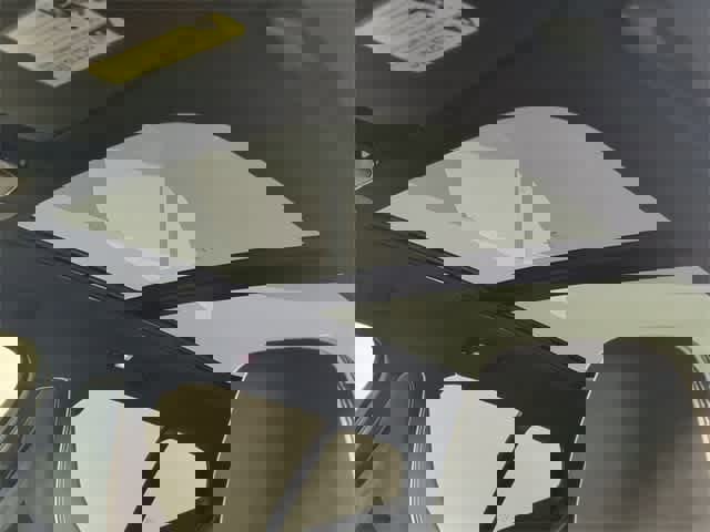 Used 2023 Volvo XC40 Recharge Ultimate w/ Protection Package Premier image 47