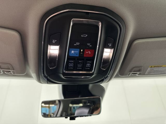 Used 2023 Jeep Grand Cherokee 4WD 4xe w/ Luxury Tech Group II image 24