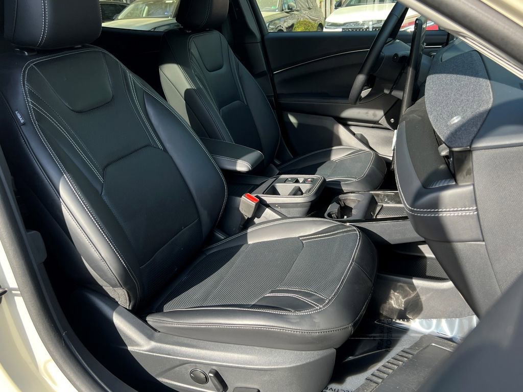 Used 2025 Ford Mustang Mach-E Premium image 10