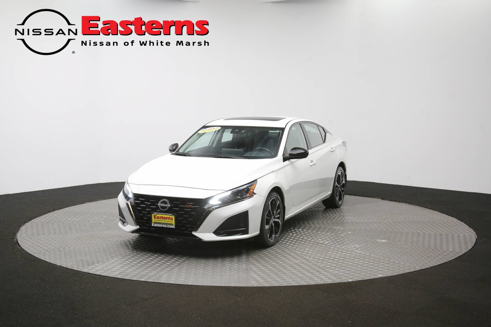 Used 2023 Nissan Altima 2.5 SR w/ SR Premium Package AWD/4WD image 54