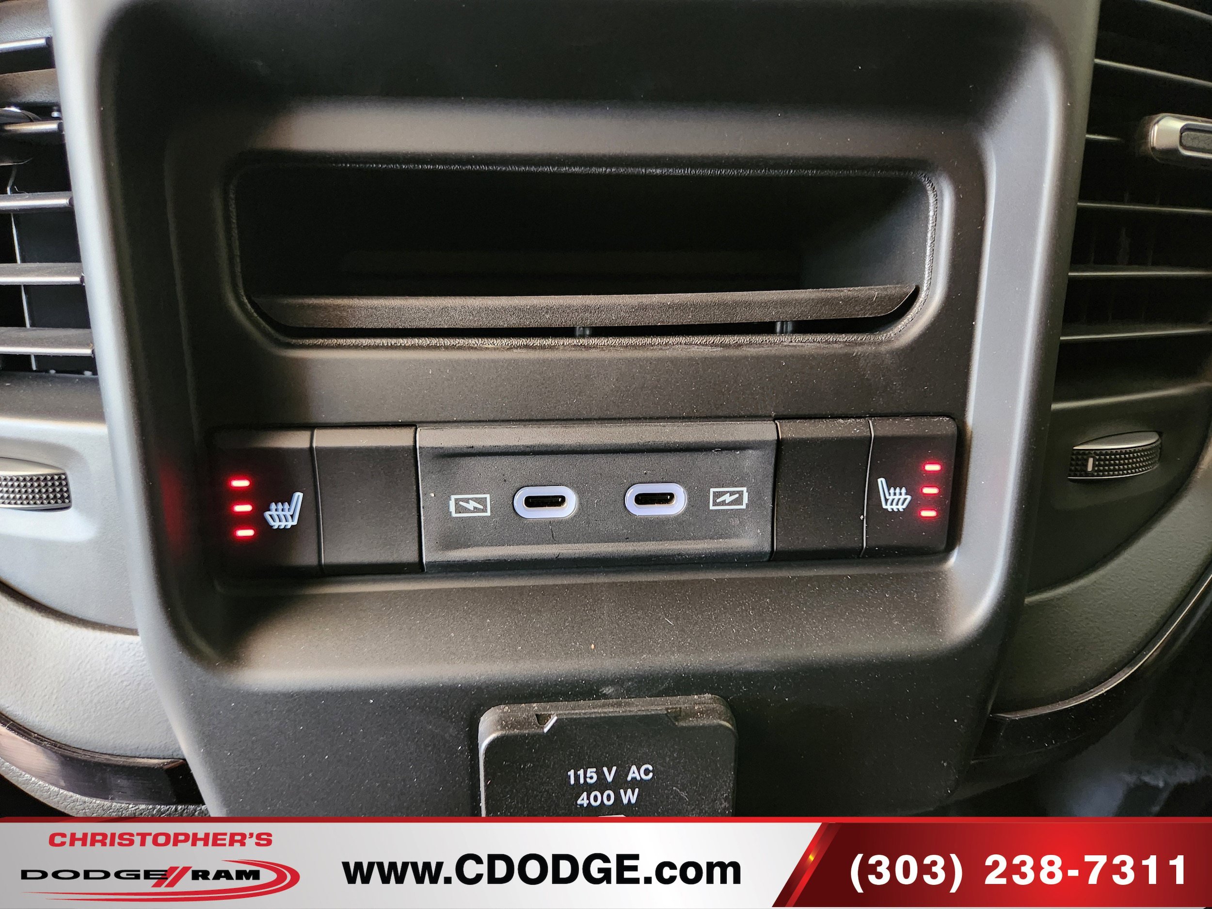 New 2026 RAM 2500 Limited AWD/4WD image 32