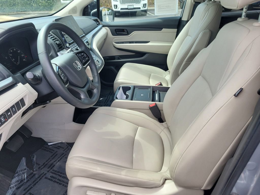 Certified 2025 Honda Odyssey EX-L image 18