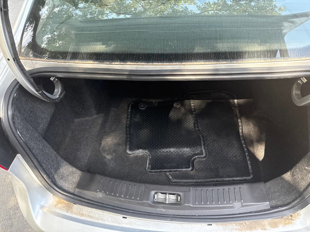 Used 2017 Ford Fiesta S image 12