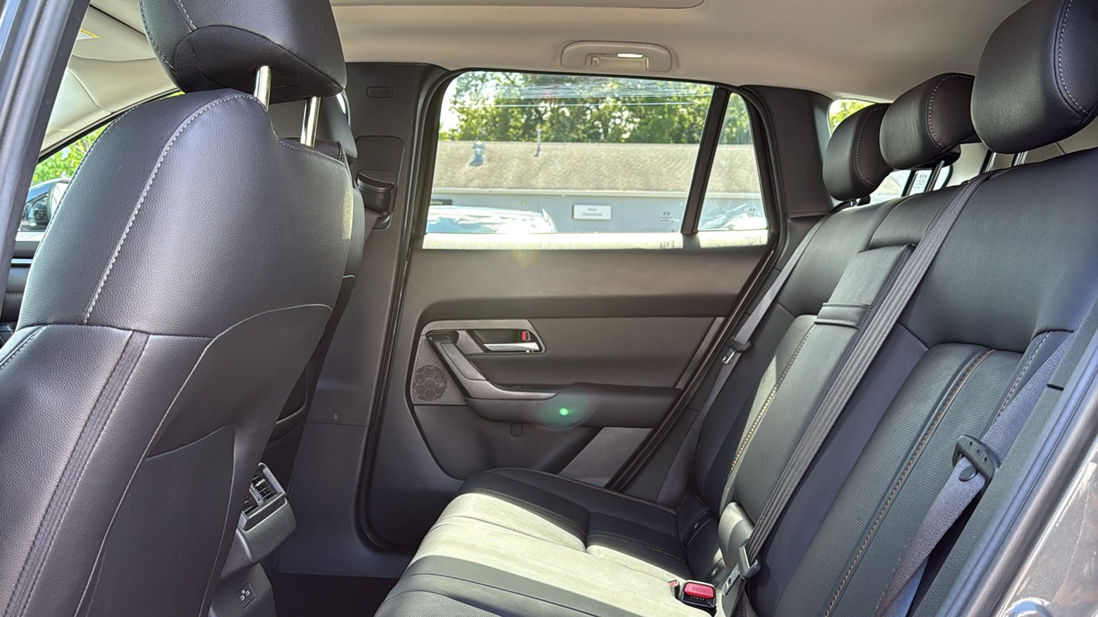 Used 2025 MAZDA CX-50 AWD 2.5 S w/ Premium Plus Pkg image 21