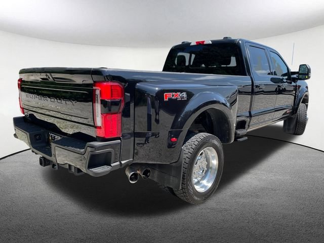 Certified 2025 Ford F450 Platinum w/ FX4 Off-Road Package AWD/4WD image 14