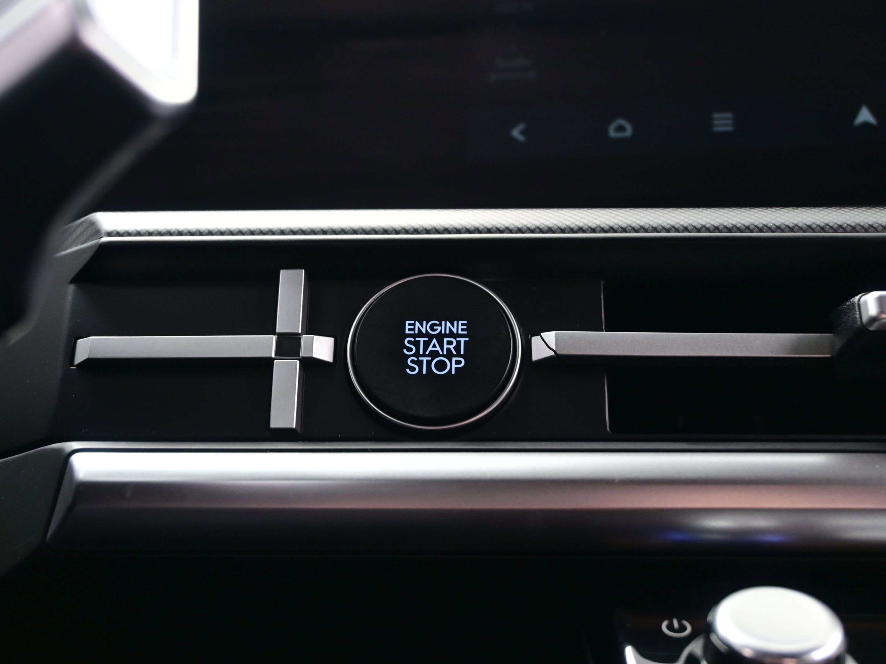 Used 2025 Hyundai Santa Fe XRT image 23