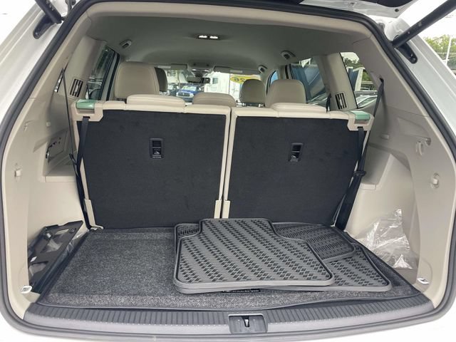 Certified 2026 Volkswagen Atlas SE w/ Black Wheel Package FWD image 10