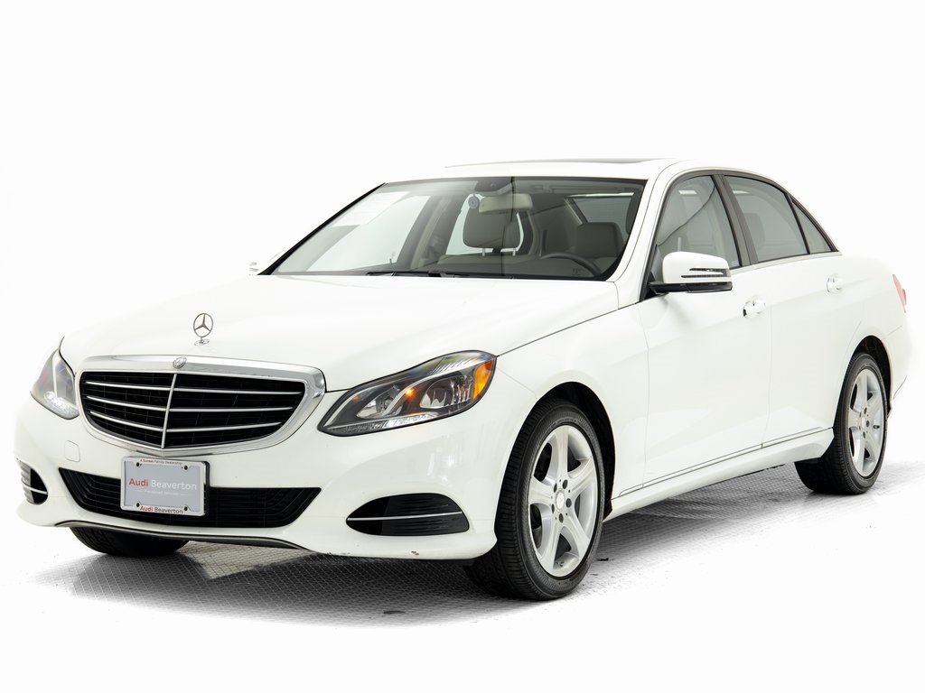 Used 2015 Mercedes-Benz E 250 BlueTEC 4MATIC Sedan image 30