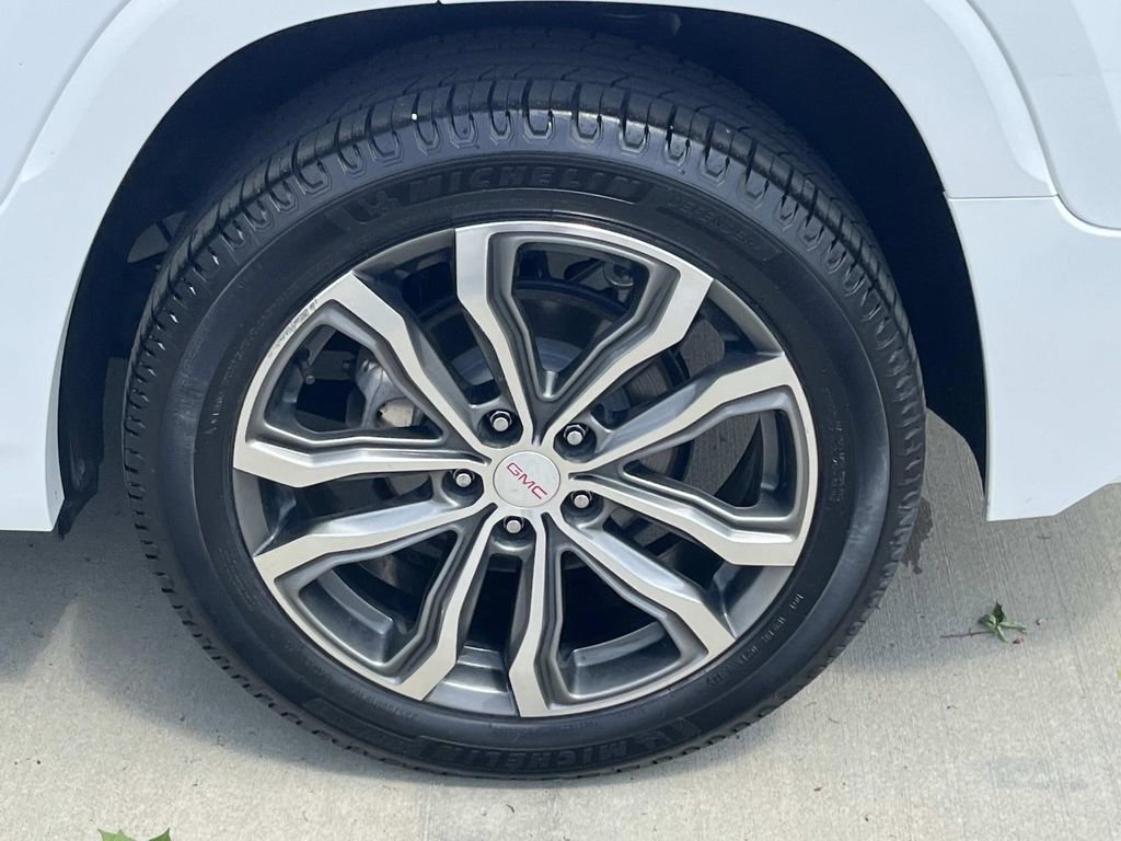 Used 2019 GMC Terrain Denali w/ Driver Alert Package II AWD/4WD image 11