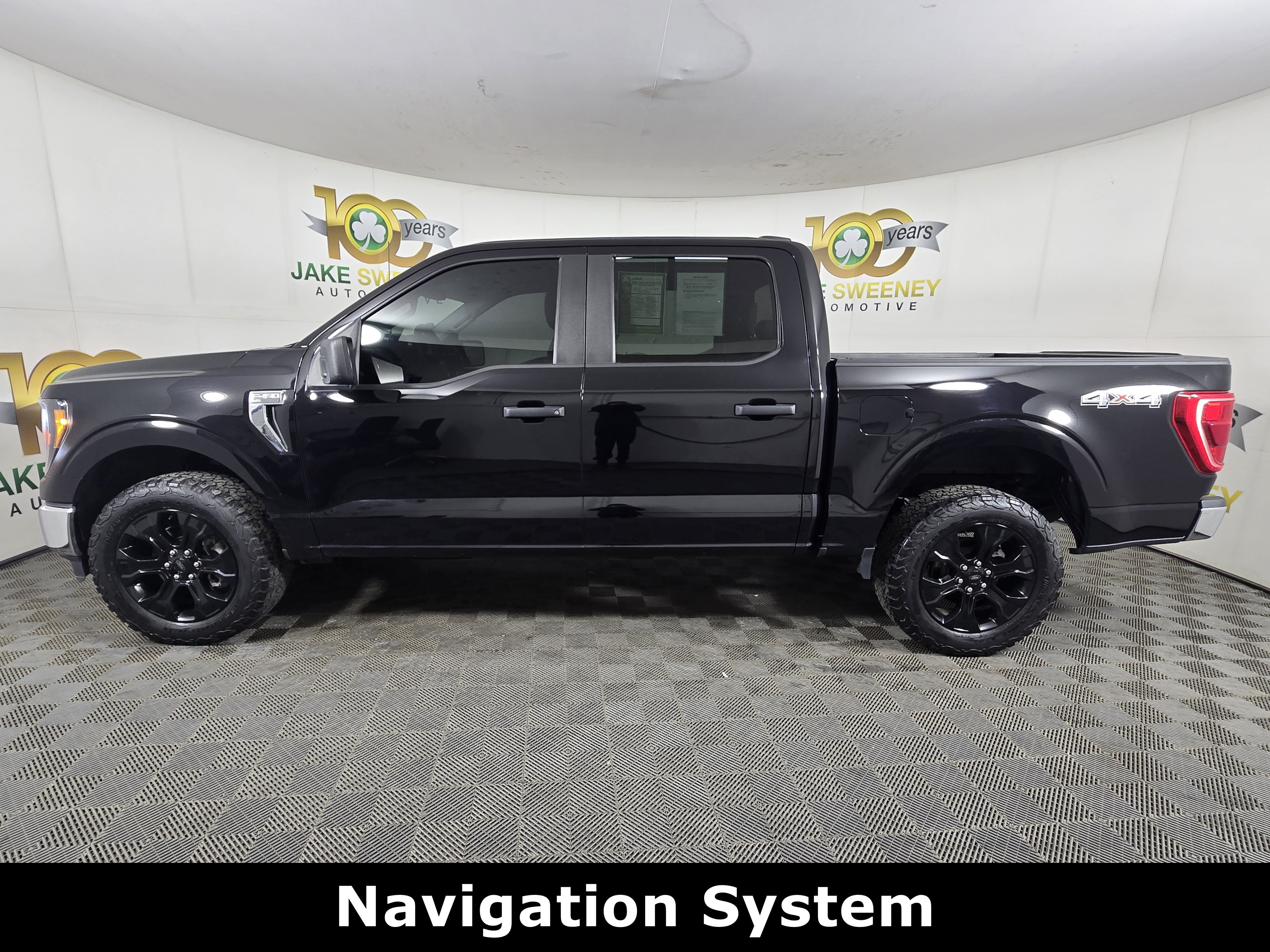 Used 2023 Ford F150 XLT w/ Trailer Tow Package AWD/4WD image 4