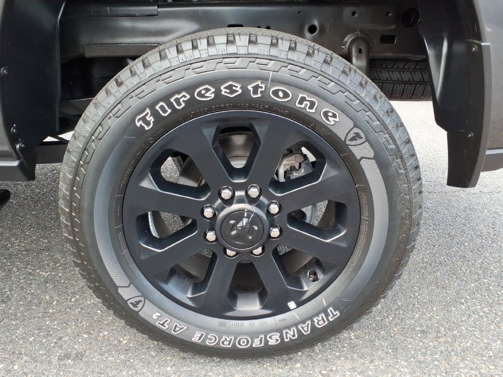 Used 2025 RAM 2500 Big Horn AWD/4WD image 15