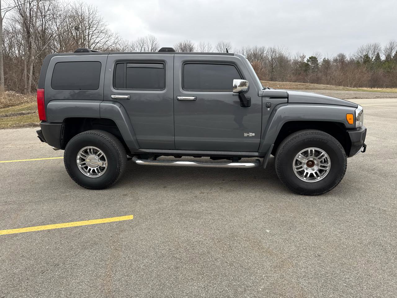 Used 2008 HUMMER H3 Alpha image 4
