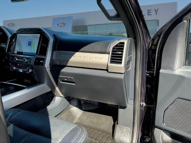Used 2022 Ford F350 Lariat w/ Lariat Ultimate Package AWD/4WD image 28
