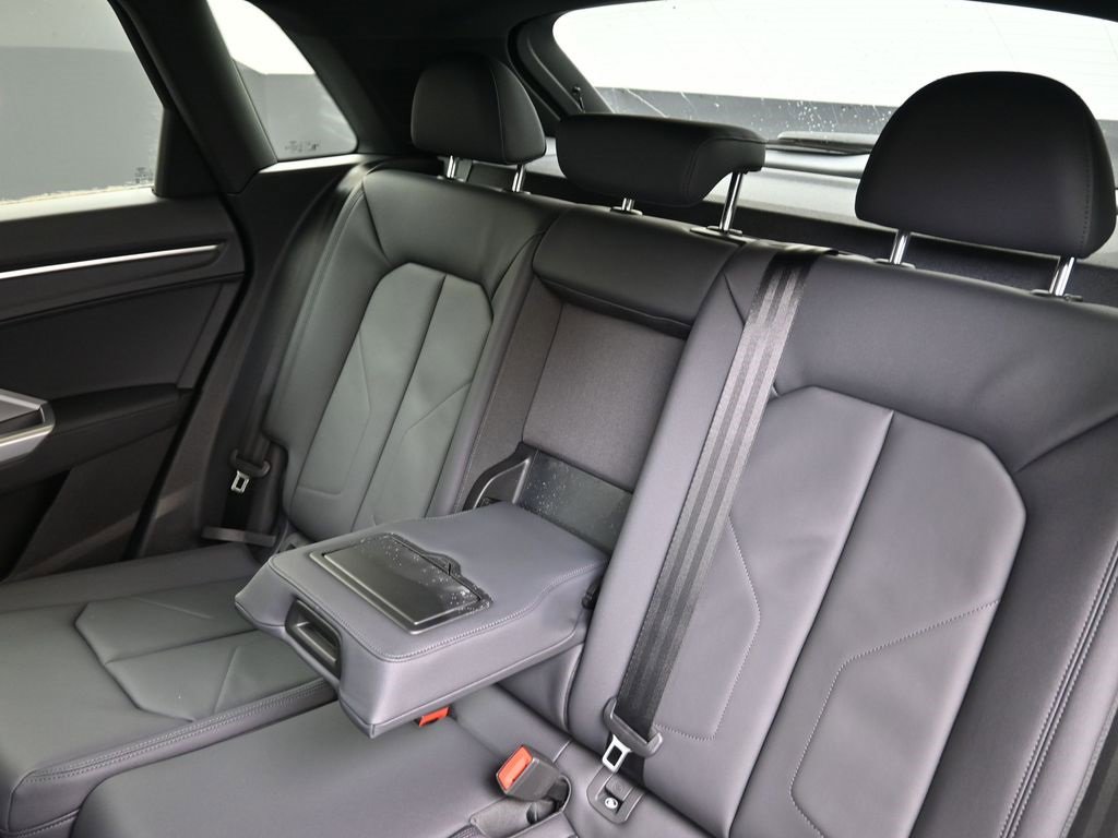 New 2025 Audi Q3 2.0T Premium image 20