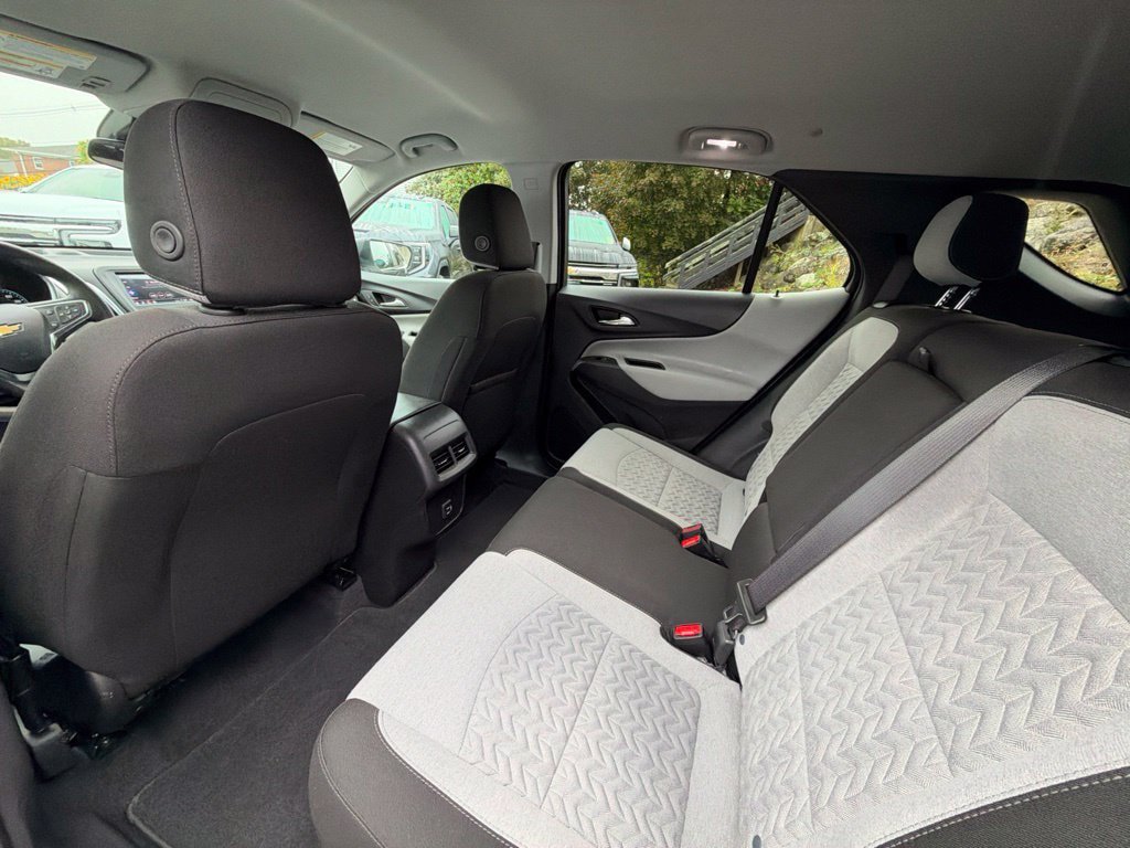 Used 2024 Chevrolet Equinox LS w/ LS Convenience Package FWD image 20