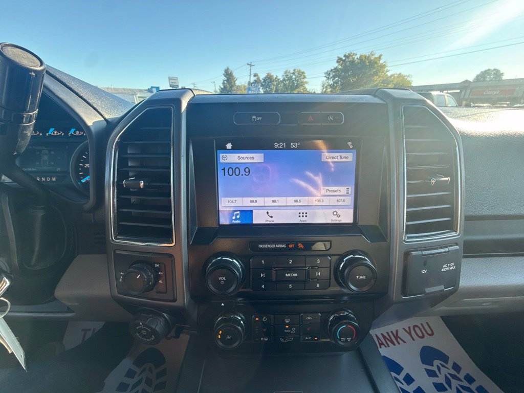 Used 2017 Ford F150 XLT w/ Equipment Group 302A Luxury AWD/4WD image 27